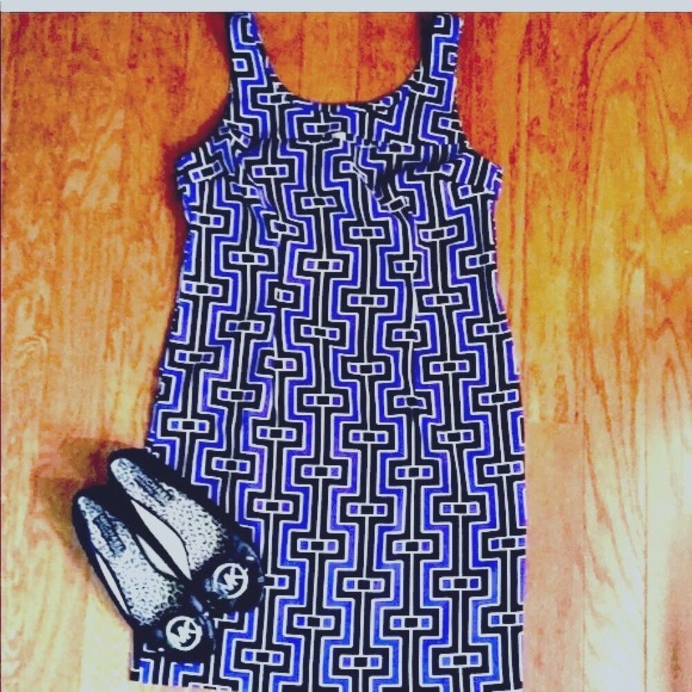 Michael Kors ♡ Geometric Pattern Knee-Length Dress w Slit (black, blue & white)